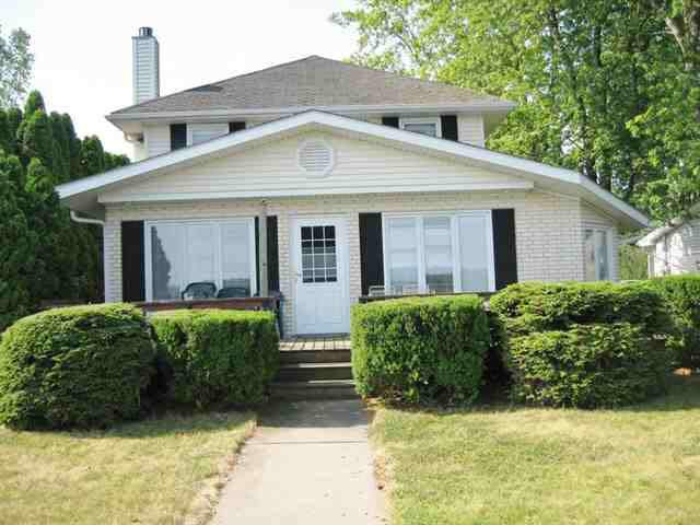 750 S Clear Lake Dr, Fremont, IN 46737 photo 1