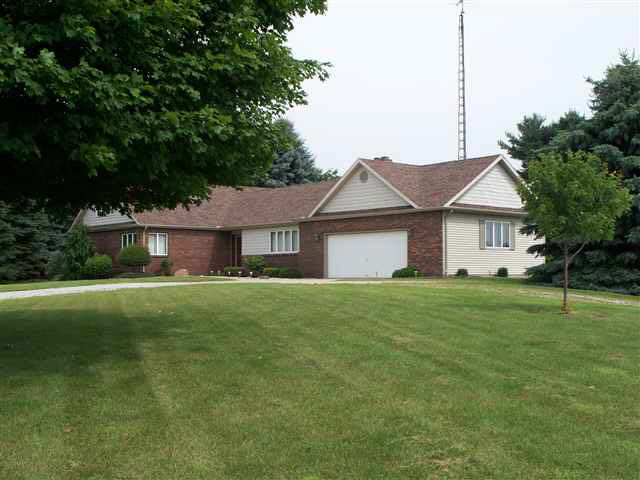 2405 E 050 N, Lagrange, IN 46761 photo 1