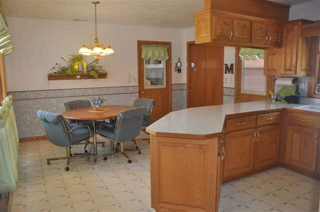 7455 W 350 N, Shipshewana, IN 46565 photo 7