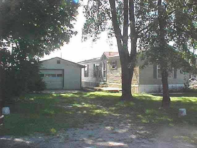 9641 E Pixie Pkwy, Cromwell, IN 46732 photo 1