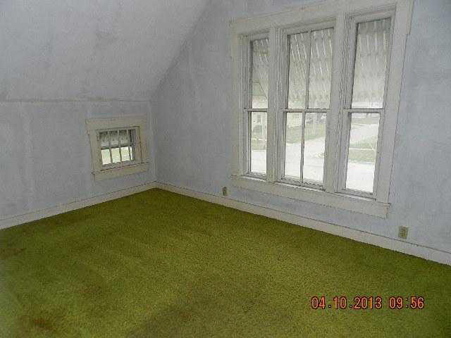 109 Broadway St, Argos, IN 46501 photo 12