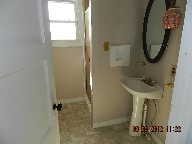 6810 E Harrold Rd, Churubusco, IN 46723 photo 3