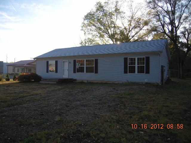 2009 Shaffer Ave, Elkhart, IN 46517 photo 1