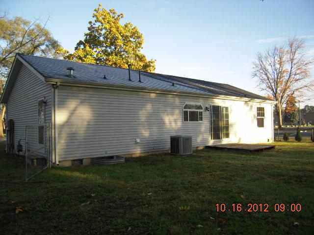2009 Shaffer Ave, Elkhart, IN 46517 photo 10