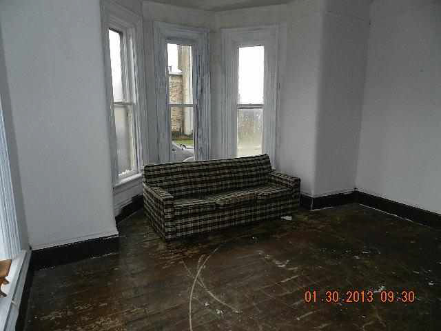 212 S First St, Pierceton, IN 46562 photo 7
