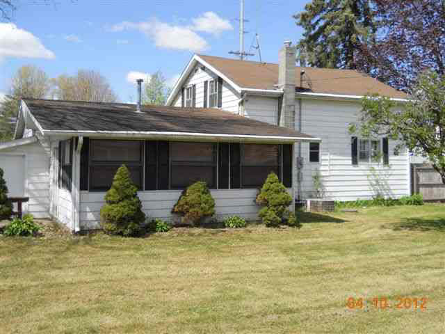 313 Third St, Howe, IN 46746 photo 9