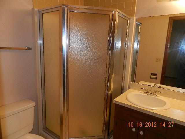2360 S Oak Dr, Warsaw, IN 46580 photo 10