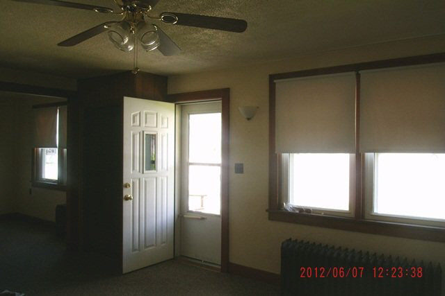 201 W Pearl St, Syracuse, IN 46567 photo 19