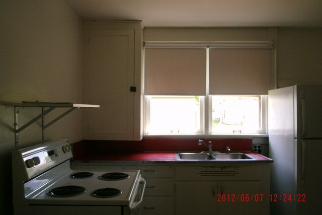201 W Pearl St, Syracuse, IN 46567 photo 16