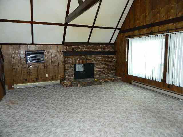 304 Bridge St, Ligonier, IN 46767 photo 10