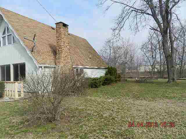 304 Bridge St, Ligonier, IN 46767 photo 3