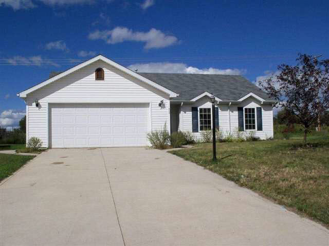 622 Seville Ct, Ligonier, IN 46767 photo 1