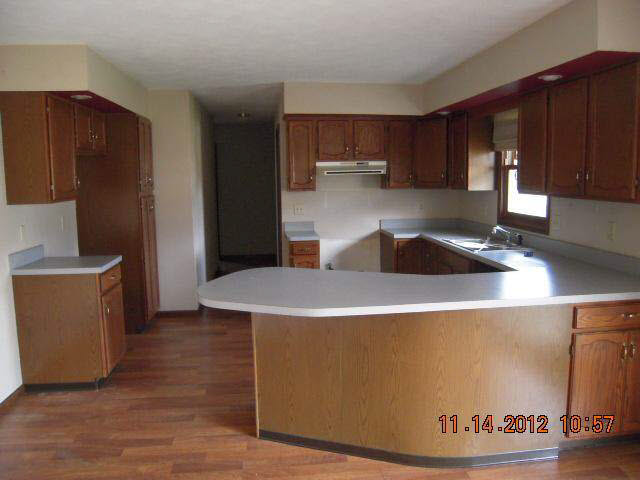 22793 Flicker Dr, Goshen, IN 46528 photo 2