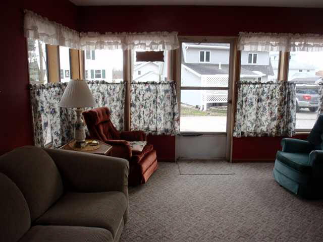 8450 E Wesley Ln, North Webster, IN 46555 photo 6