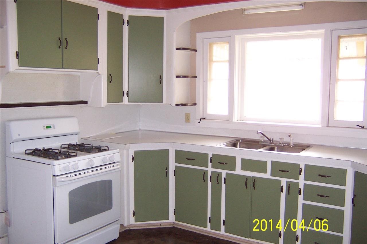 313 N Walnut St, Etna Green, IN 46524 photo 5