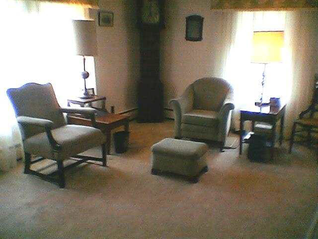 405 N Lake St, Syracuse, IN 46567 photo 2