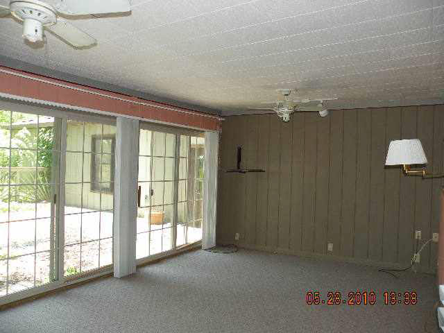8695 E Hatchery Rd, Syracuse, IN 46567 photo 4