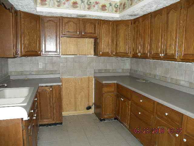 8695 E Hatchery Rd, Syracuse, IN 46567 photo 3