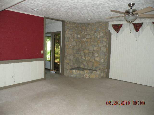 8695 E Hatchery Rd, Syracuse, IN 46567 photo 5