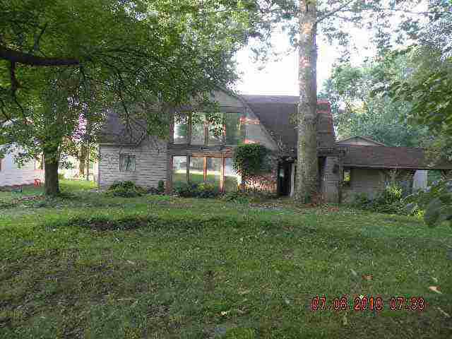 8695 E Hatchery Rd, Syracuse, IN 46567 photo 1