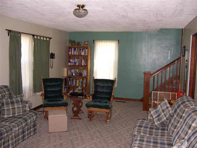 104 E Harrison St, Claypool, IN 46510 photo 2