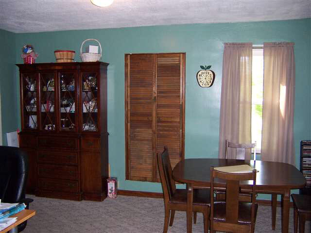 104 E Harrison St, Claypool, IN 46510 photo 6