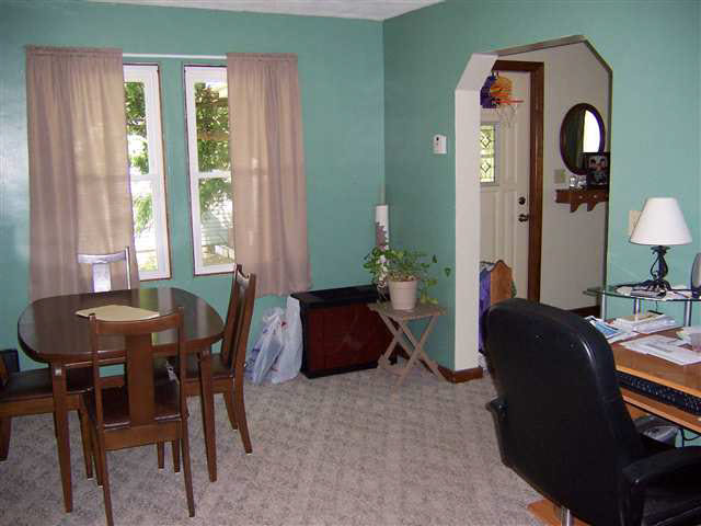 104 E Harrison St, Claypool, IN 46510 photo 5