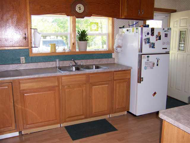 104 E Harrison St, Claypool, IN 46510 photo 8