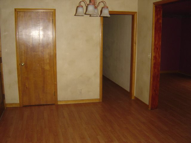 6051 Pickwick Dr, Syracuse, IN 46567 photo 4