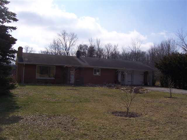 3915 W Old Road 30, Warsaw, IN 46580 photo 1