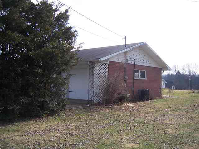 3915 W Old Road 30, Warsaw, IN 46580 photo 3