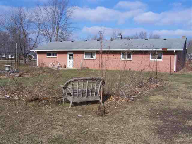 3915 W Old Road 30, Warsaw, IN 46580 photo 2