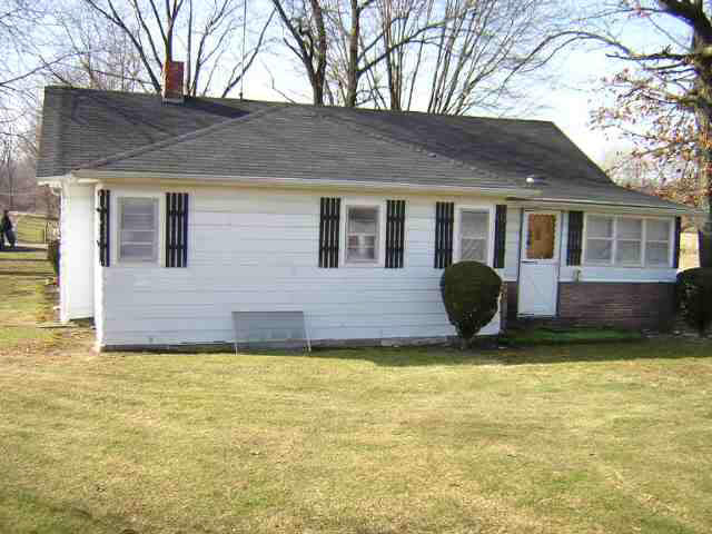 1616 E 700 S, Claypool, IN 46510 photo 2