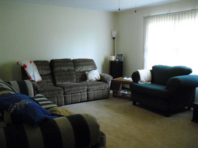 200 E John St, Syracuse, IN 46567 photo 2