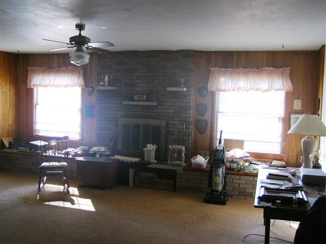 412 E Pickwick Dr, Syracuse, IN 46567 photo 5