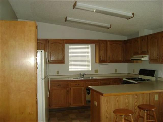 412 E Maple Grv, Syracuse, IN 46567 photo 4