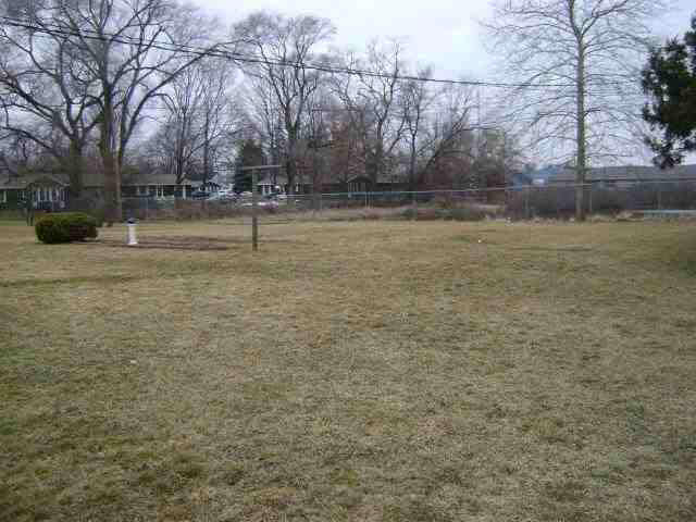 412 E Maple Grv, Syracuse, IN 46567 photo 8