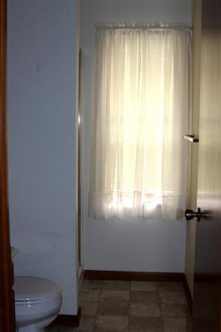 406 Crystal Valley Dr UNIT 2, Middlebury, IN 46540 photo 15