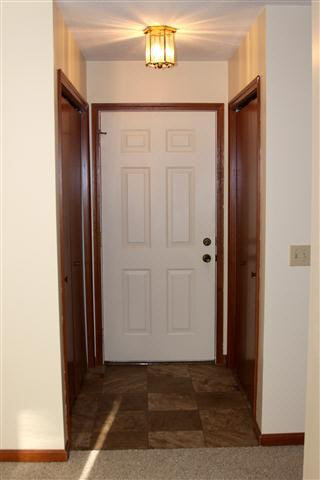 406 Crystal Valley Dr UNIT 2, Middlebury, IN 46540 photo 9
