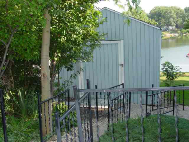 8935 Circle Dr S, Syracuse, IN 46567 photo 5