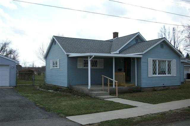 707 W Portland St, Syracuse, IN 46567 photo 1