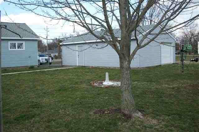 707 W Portland St, Syracuse, IN 46567 photo 15