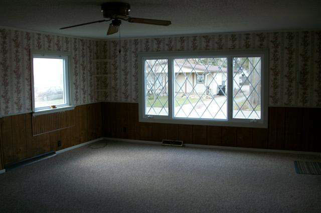 707 W Portland St, Syracuse, IN 46567 photo 12