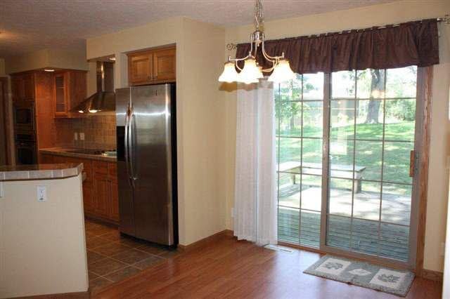 112 Esterbrook Dr, North Webster, IN 46555 photo 12