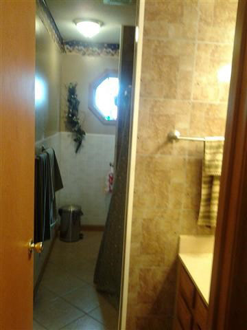 607 Seville Ct, Ligonier, IN 46767 photo 7
