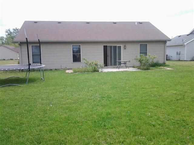 607 Seville Ct, Ligonier, IN 46767 photo 4