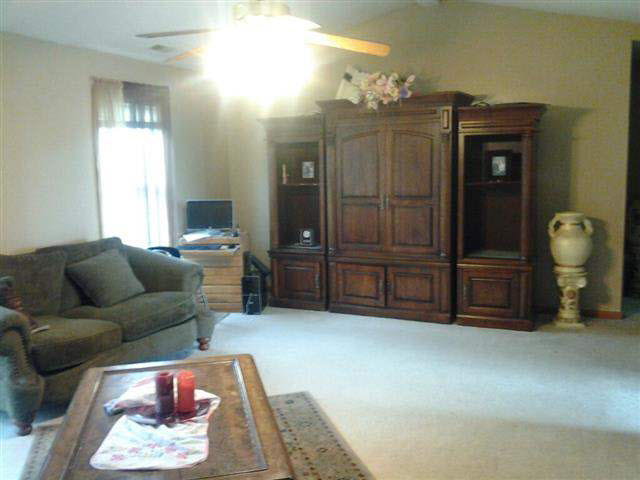 607 Seville Ct, Ligonier, IN 46767 photo 9