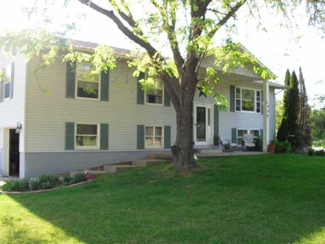1409 N Workman Dr, Syracuse, IN 46567 photo 9