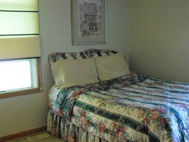 1409 N Workman Dr, Syracuse, IN 46567 photo 7