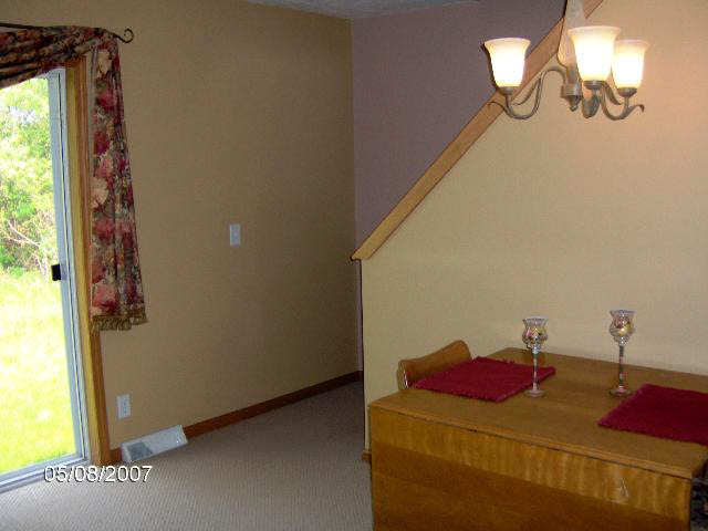 6582 E Iris Dr, Syracuse, IN 46567 photo 2